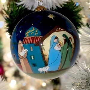 Pier 1 Li Bien 2016 Hand Painted Ornament features Jesus, Joseph, Mary & 3 Kings